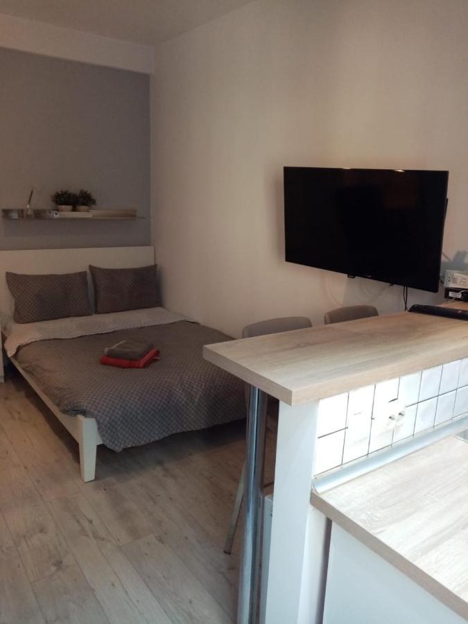 Centru Apartments In The Heart Of Bucuresti Bagian luar foto